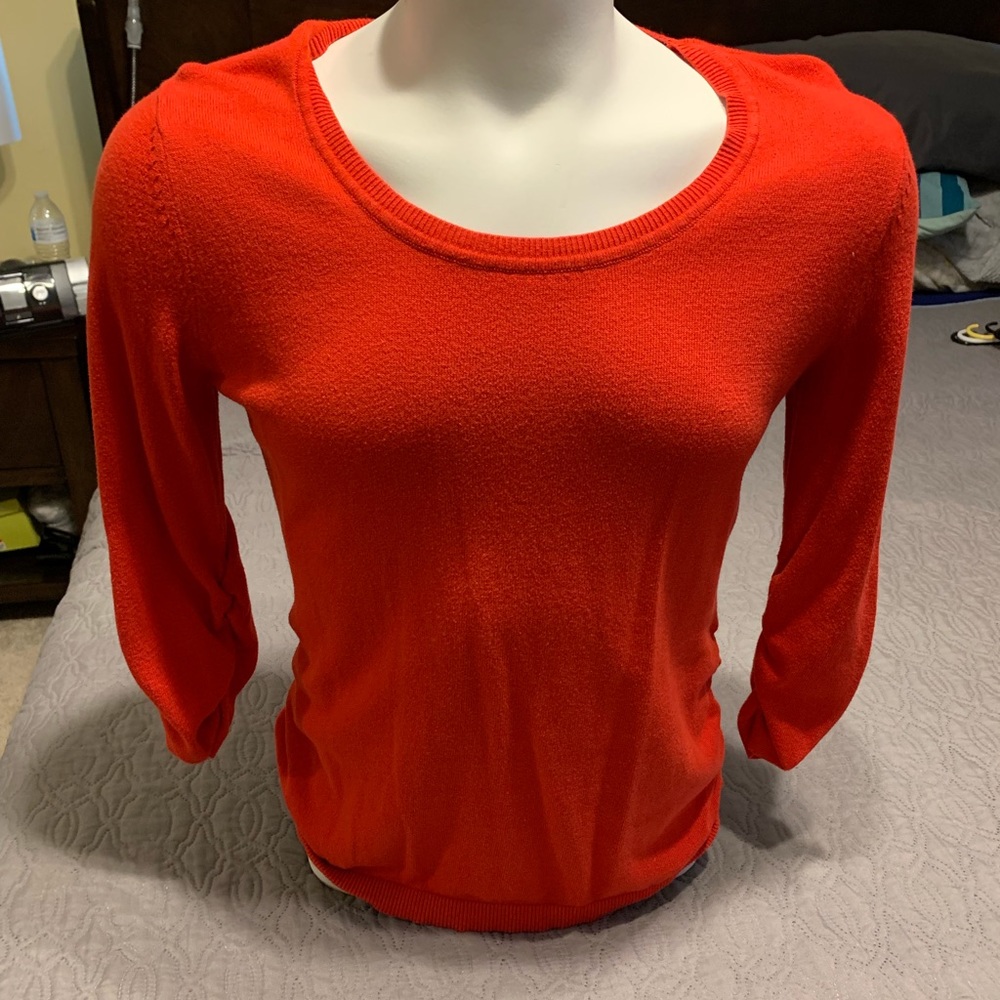 Banana republic sweater 3/$20 ☘️